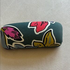 Vera Bradley Green and Pink Floral Glasses‎ Case / Sun Glasses Accessories